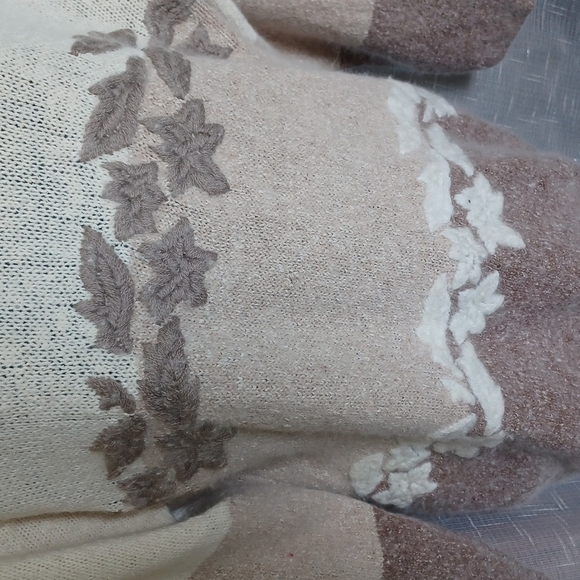 Segue Vintage Angora Silk Sweater Floral Print, Brown/Tan/Cream, Sz M, soft - Picture 2 of 4